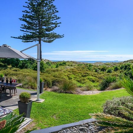 Absolute Beach Mount Maunganui Exterior foto